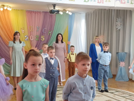 Выпускной в детском саду Выпускной в детском саду.